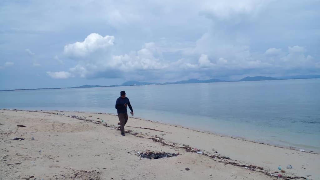 Apartamento Sebangkat Island Tun Sakaran Marine Park Semporna Exterior foto